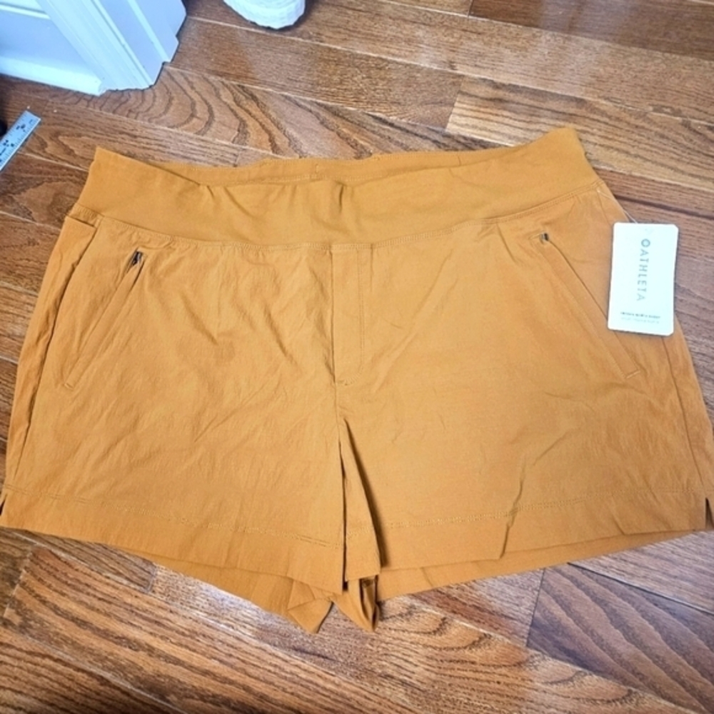 Athleta NWT Trekkie North Short Plus Size 24 Outdoors Spring Summer Hike Gym